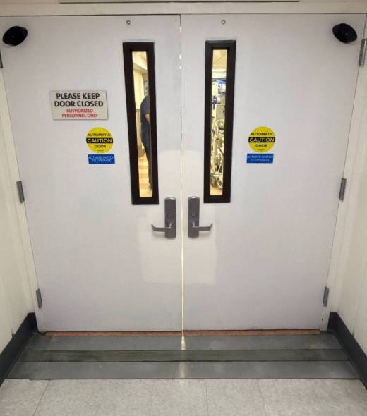 commerical door hardware